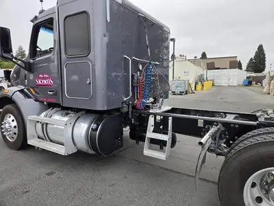 USED 2020 PETERBILT 567