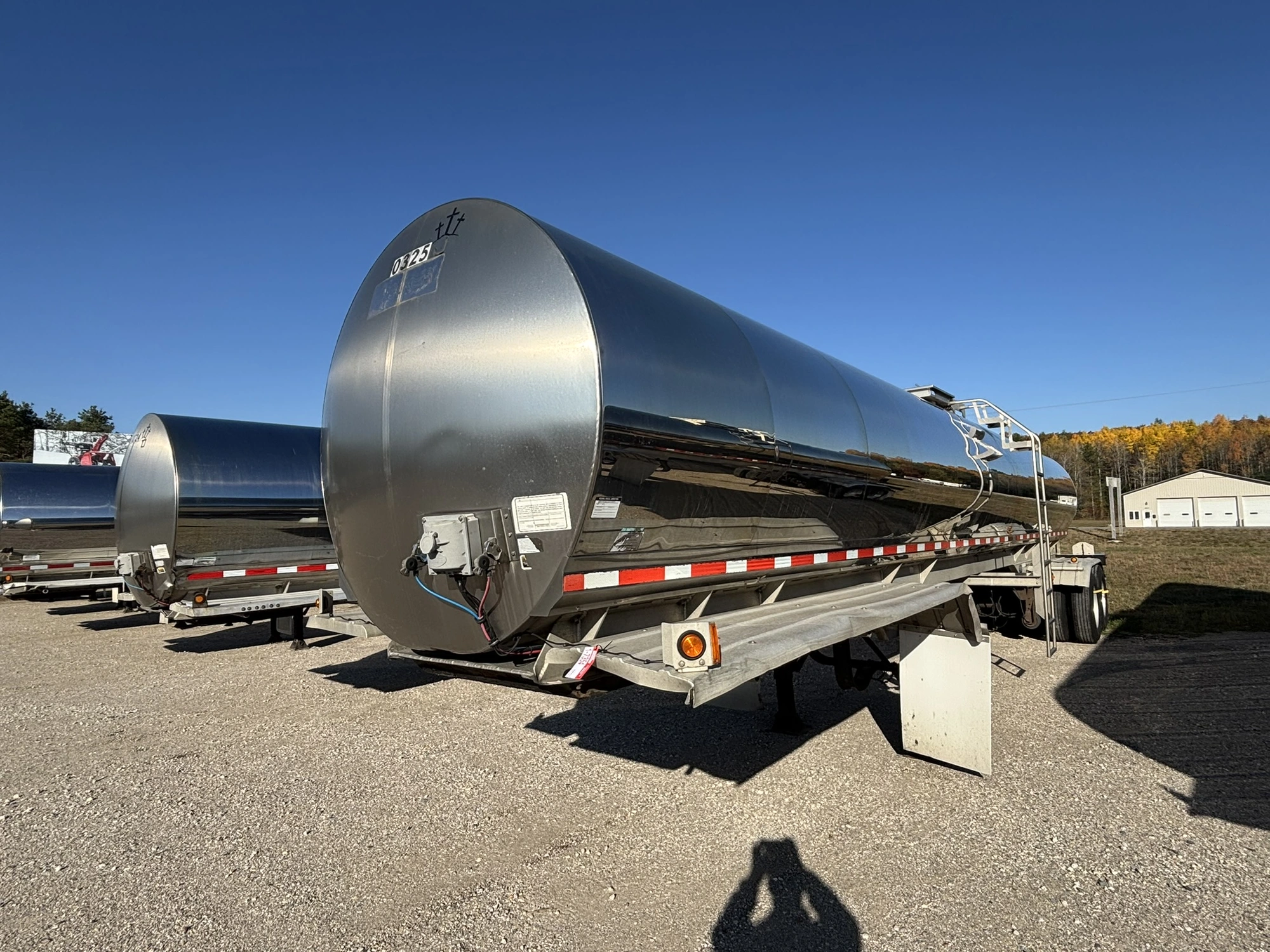 Used 2016 WALKER MILK TANKER TRAILER Liquid Supply Trailers Michigan US | Miedema Asset Management Group #1709447
