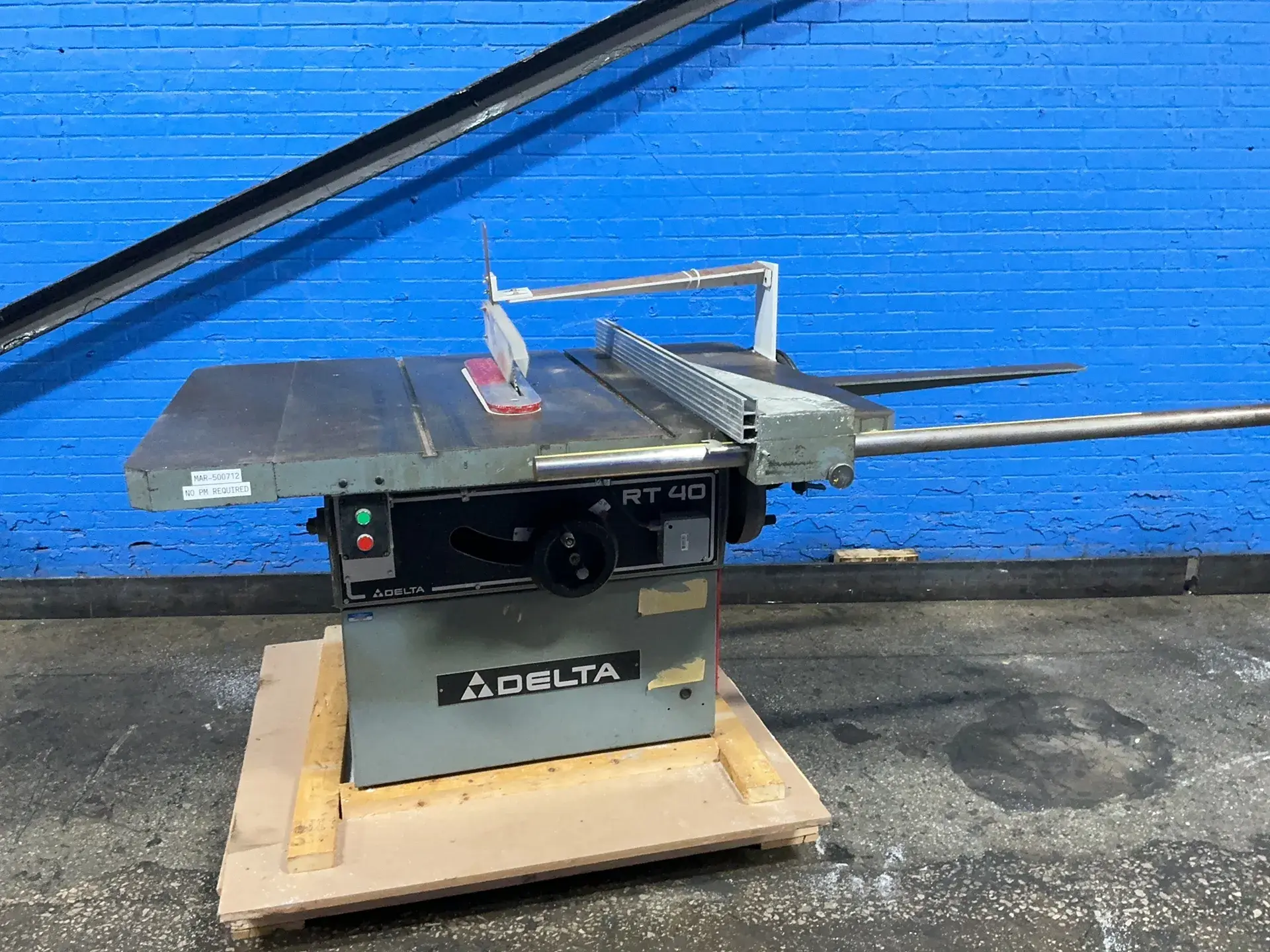 Used 1994 DELTA 34790A / RT40 Woodworking Table Saws Ohio US | HGR 24 #1406217