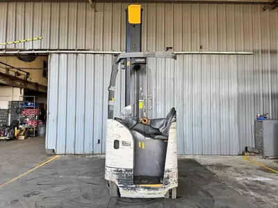 USED 2017 CROWN RM6095S-45