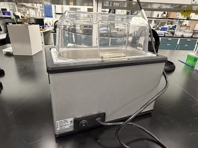 Used _UNKNOWN_ _UNKNOWN_ Lab Water Baths Rhode Island US | Federal Equipment Company #1347599