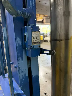 75 TON DAKE MODEL #18-558 HYDRAULIC 4-POST PRESS,  23" STROKE: YOBRO #24094