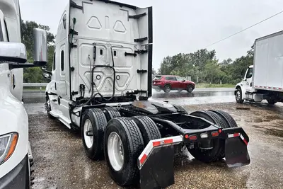 Used 2019 FREIGHTLINER CASCADIA Conventional trucks Louisiana US | Proxy Equipment #1385039
