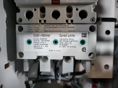 Used EATON SVX007A1-5A4N1 Switchgears British Columbia CA | Lenmark #240121