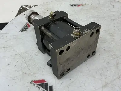USED MILACRON MM880-116