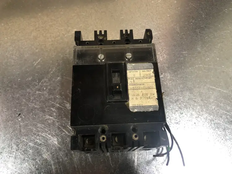 Used WESTINGHOUSE 3150A80G02 Switchgears British Columbia CA | Lenmark #244424