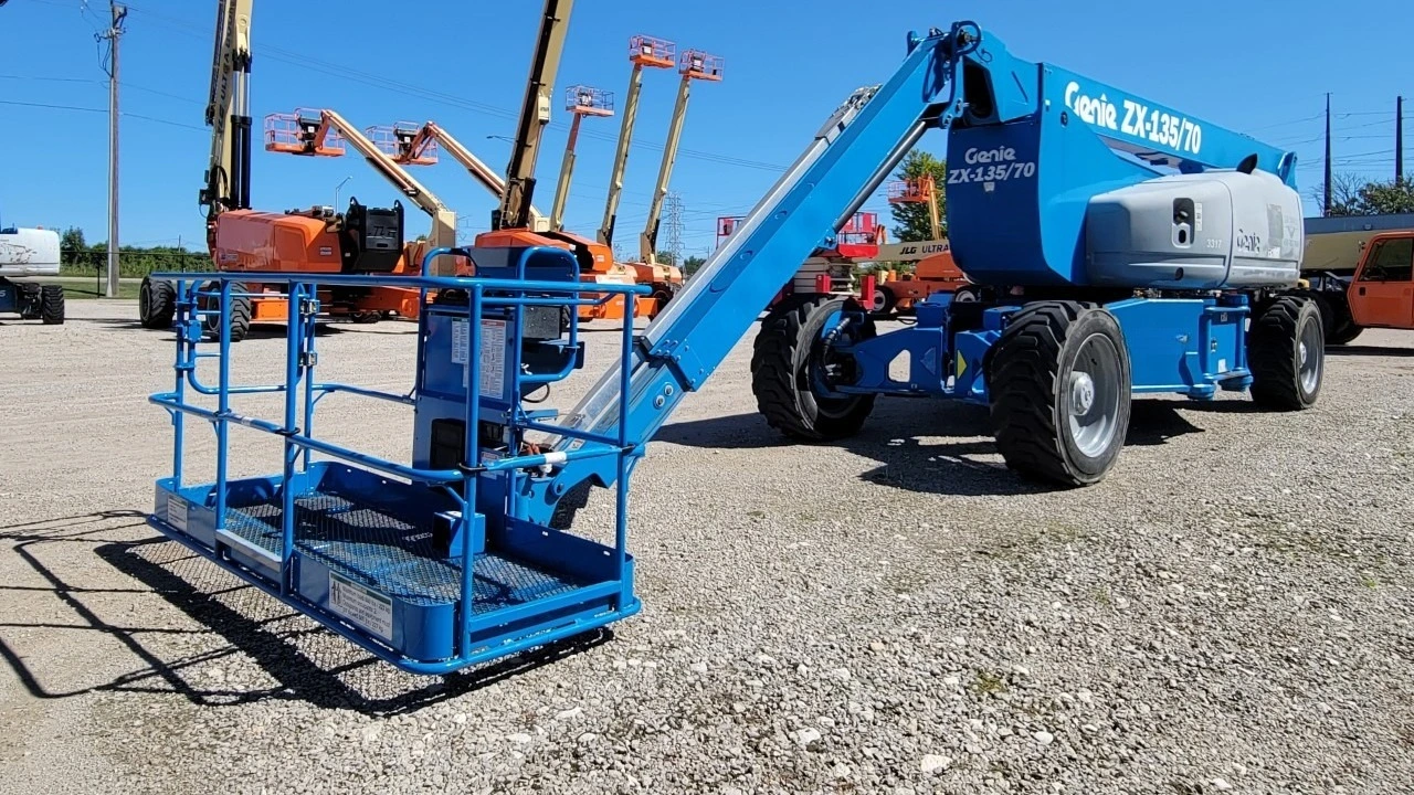 USED 2017 Genie ZX-135