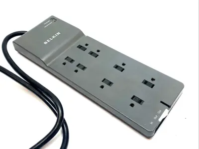 USED BELKIN 8-OUTLET 6FT SURGE PROTECTOR 3390J