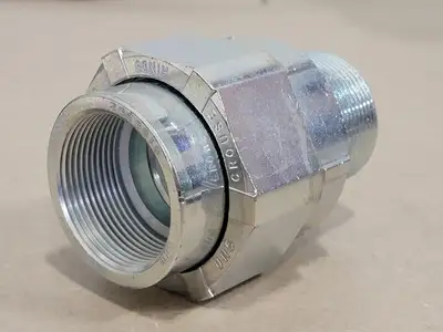 USED CROUSE-HINDS UNF-UNY 5