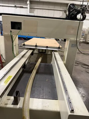 2004 THERMWOOD CS 40 CNC ROUTER | CNC EXCHANGE (9)