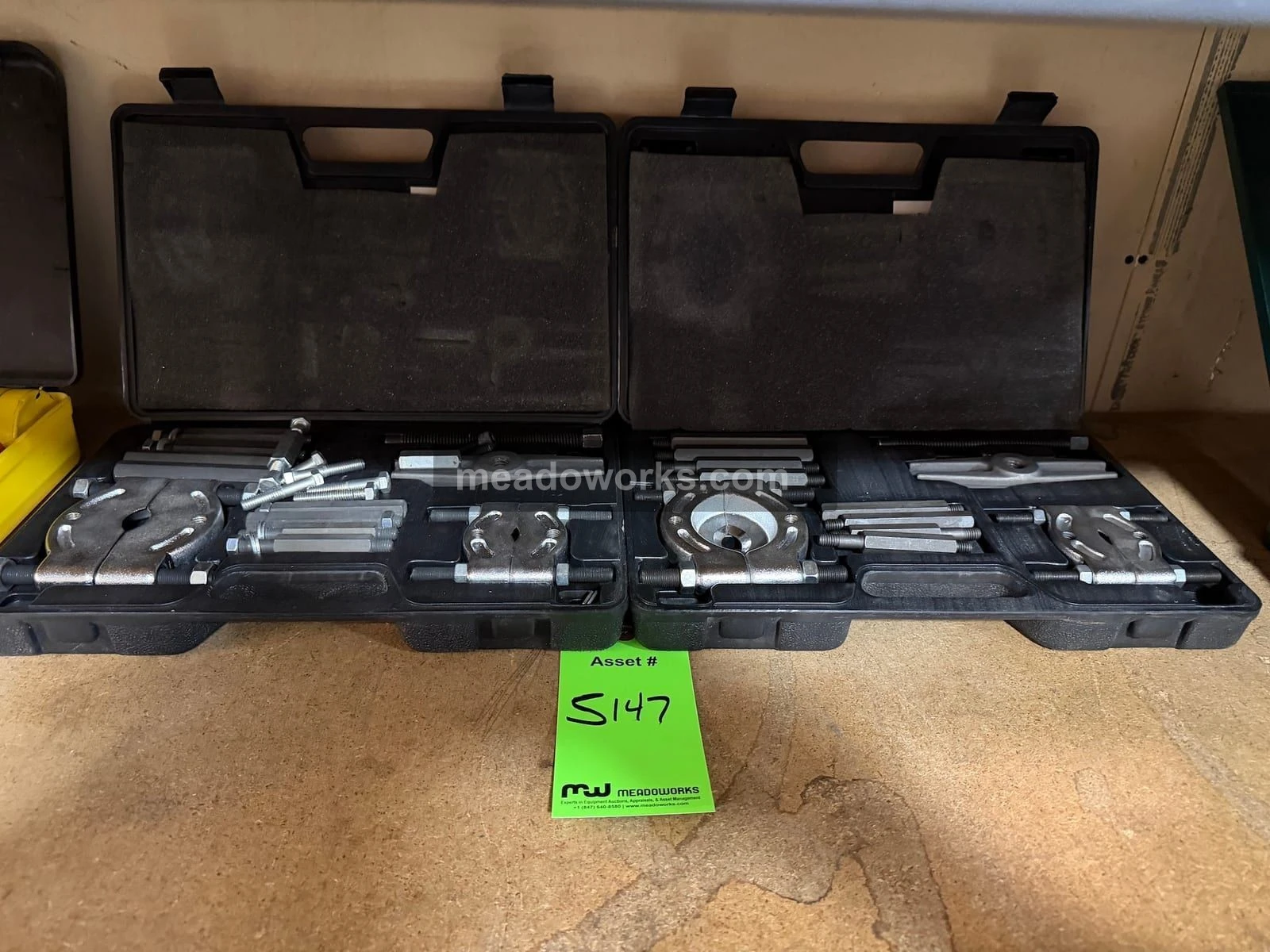 Used OTC 4518 Internal bearing puller kits Illinois US | Meadoworks #1514510