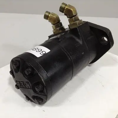 USED CHAR LYNN 101 2169 009