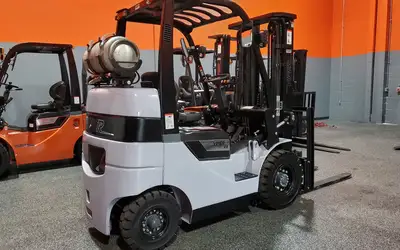 New | in-Stock 2026 Viper FY25BCS Internal Combustion Forklifts: Pneumatic Tire New York US | United Lift #1446900