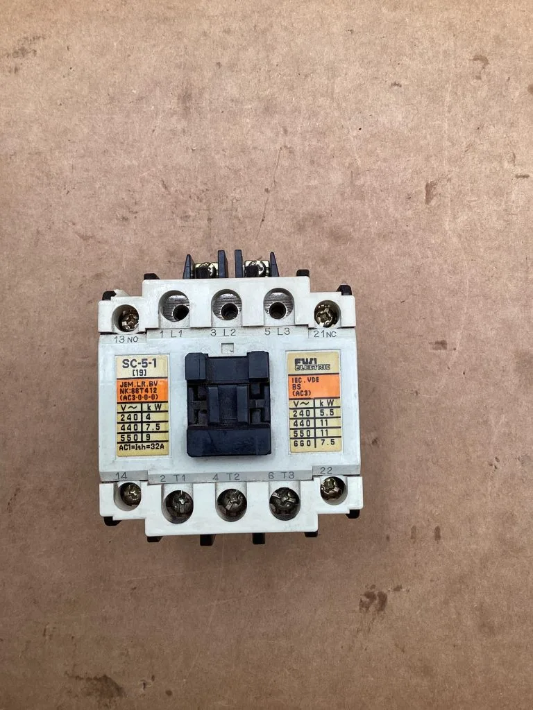 Fuji Electric SC-5-1 Magnetic Contactor; 4NC0H0; 20A 600V