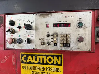 USED AMADA M-3060