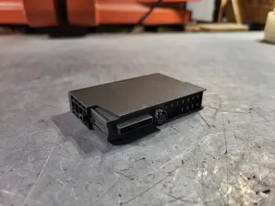 NEW SIEMENS 6ES7138-4CA01-0AA0