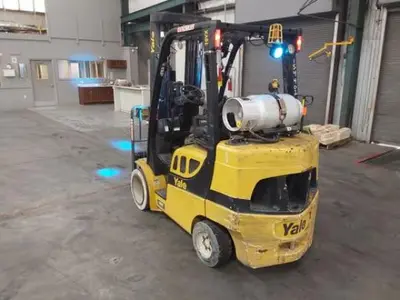 USED 2017 YALE GLC070