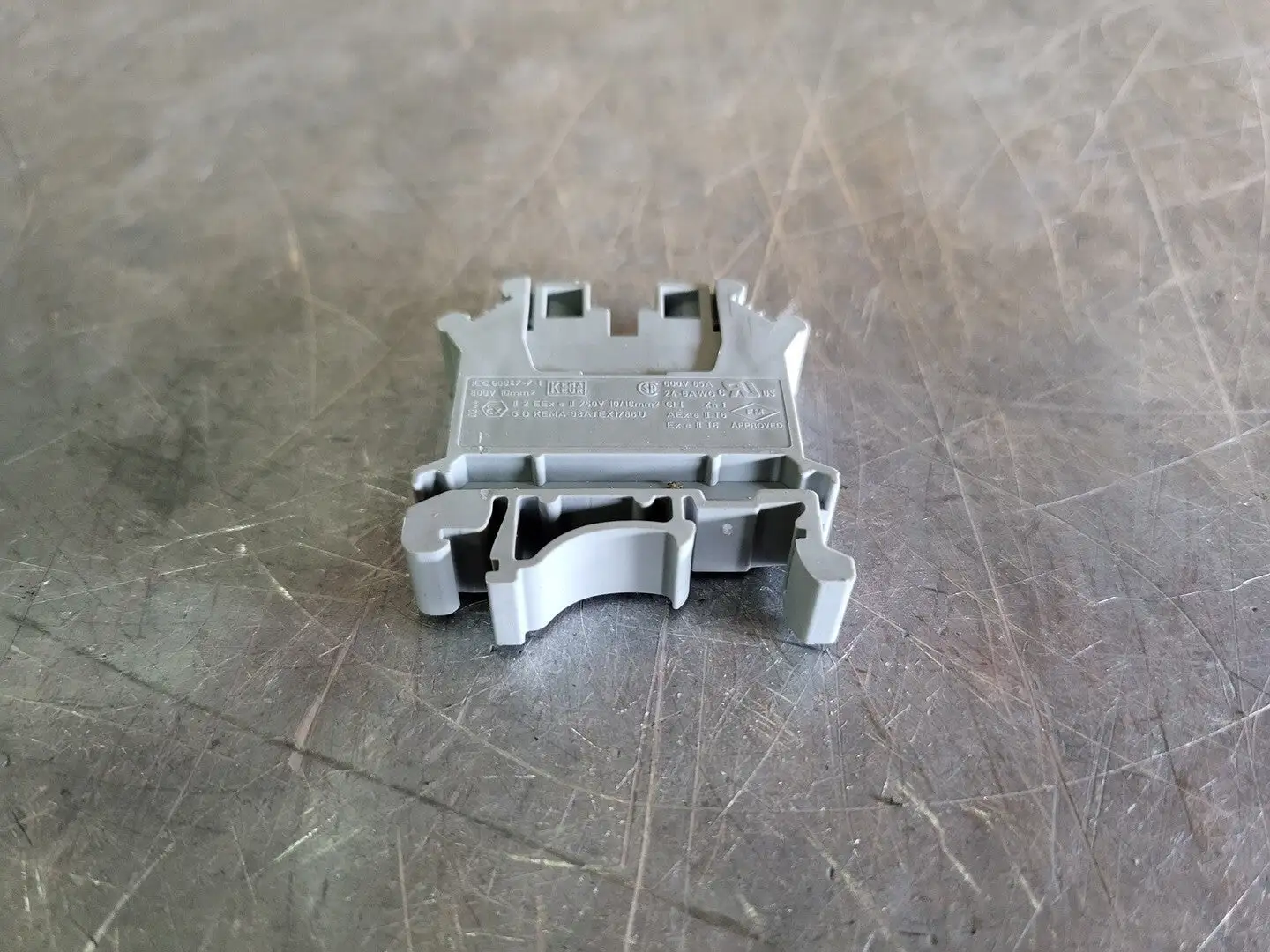USED PHOENIX AUTOMATION 60947-7-1