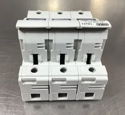 SIBA 51-058 05.3 50 AMP FUSE HOLDER 690/750V 4C-28