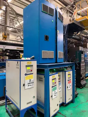 2022 LS MTRON THE ONE 3300 Injection Molding Horizontal/Vertical | Machinery Network (9)