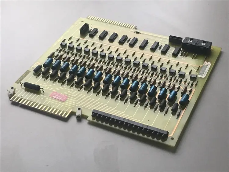 Used CINCINATTI MILACRON 3 531-3561A,DCI-UL 24VDC BOARD,CS Misc Electrical & Power Parts BE | Apt International N.V #362943