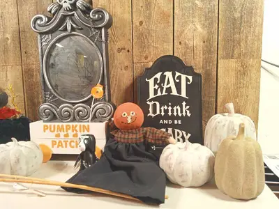 Huge lot of Halloween & Fall