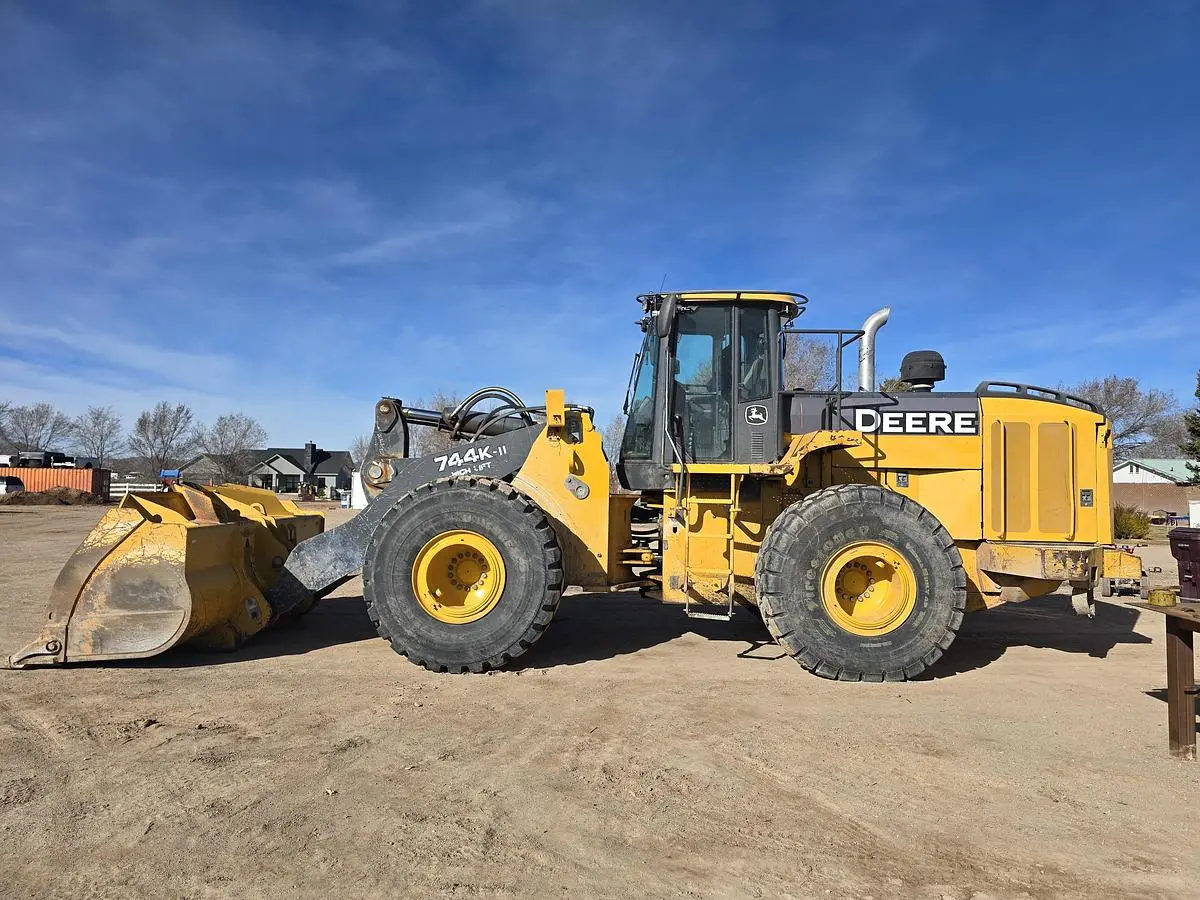 Used 2015 JOHN DEERE 744K-II Wheel Loaders Utah US | Berry Machinery #910835