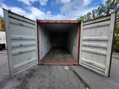 20 ft Standard Shipping Container - CAXU3204980