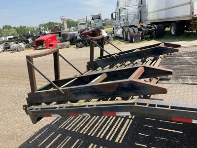 2005 Leland 30’ Tag Trailer