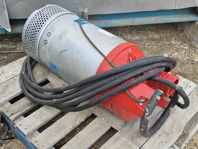30 hp Submersible Pump 202 ft Head, 575 Volt
