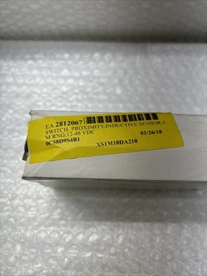NEW Telemecanique XS1M18DA210