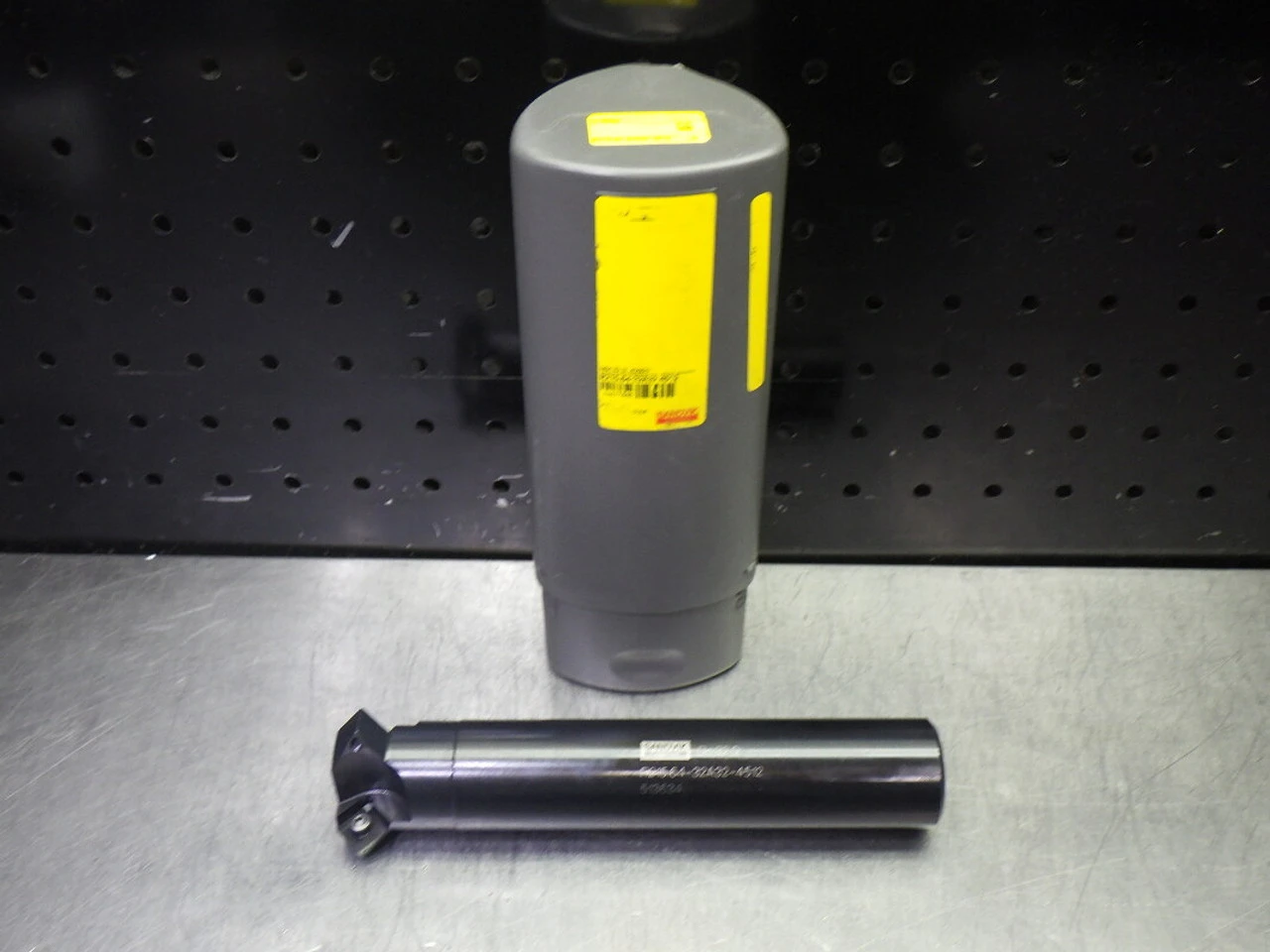 Sandvik U-Max 45Â° Chamfer Milling Cutter R215.64-32A32-4512 (LOC2338A)