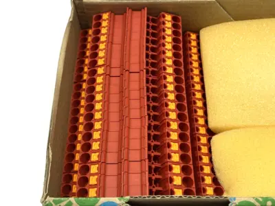 USED PHOENIX CONTACT 3209607, PTTBS 2,5 RD