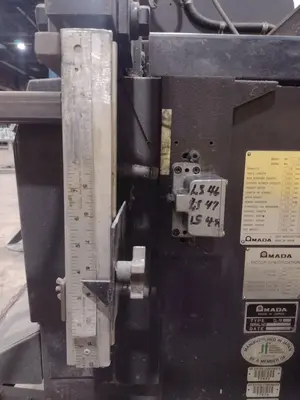 USED AMADA RG-50