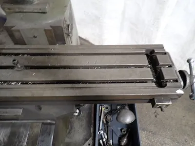 Used 1981 YEONG CHIN MACHINERY YCM Vertical Mills Ohio US | HGR 24 #1020201