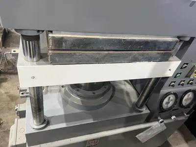 USED PHI PHI COMPRESSION MOLDING PRESS