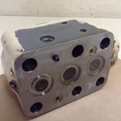 USED VICKERS ULG06U3ST211