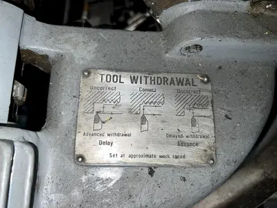 15" X 32" MANNAIONI MAN-AU-CYCLE THREADING LATHE, 4" HOLE: STOCK #16992