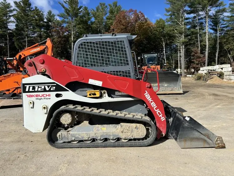 Used 2021 Takeuchi TL12V2 Skid Steer Loaders | Rubbl #983249