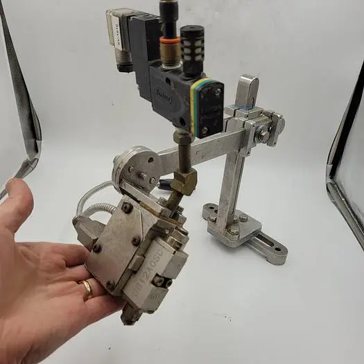 Used NORDSON NORDSON SUREBEAD S-012 T HOT MELT ADHESIVE DISPENSING GLUE Misc Electrical & Power Parts | ND Industrial Surplus #1221310