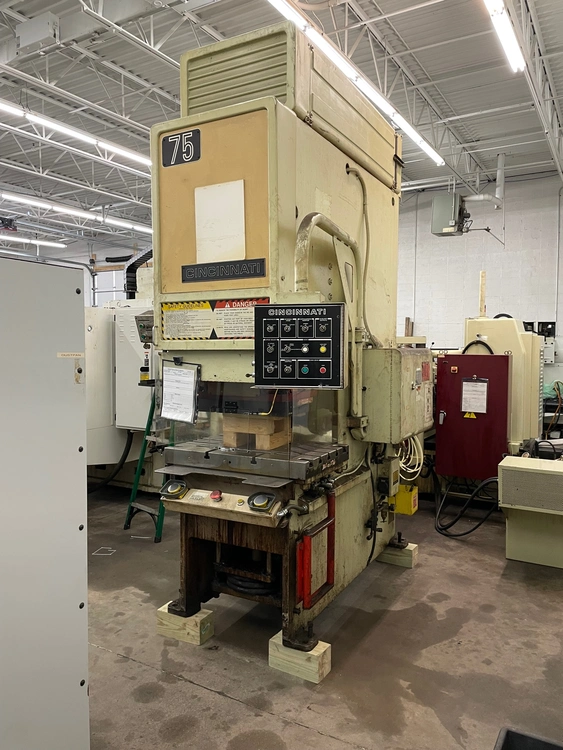 Used 1981 CINCINNATI 75 OBS Gap Frame (OBS) Presses Minnesota US | Machinesused.com #225720
