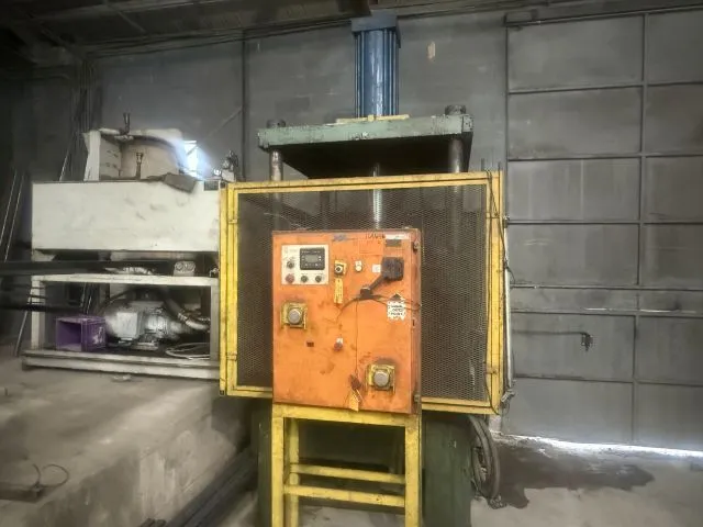 Used DANLY _UNKNOWN_ Hydraulic Presses Tennessee US | Pearl Equipment #1556208