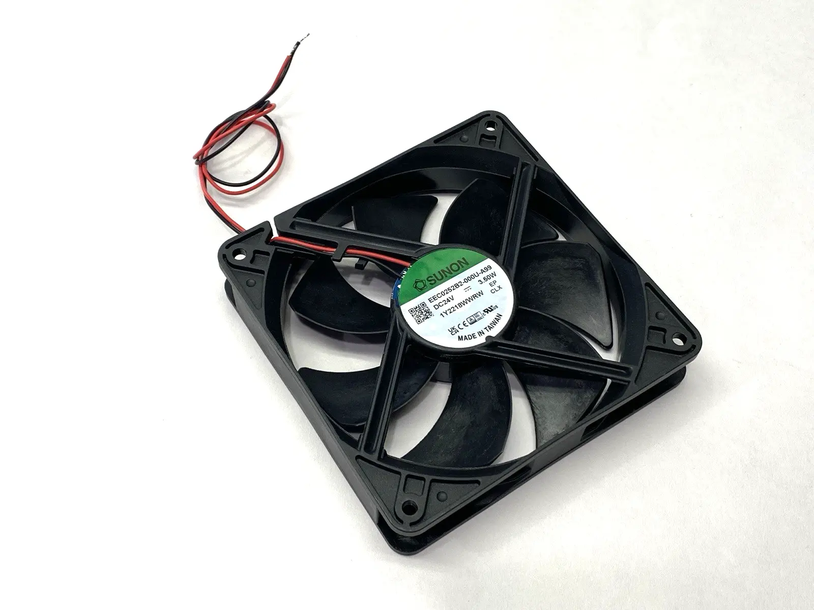USED SUNON EEC0252B2-000U-A99
