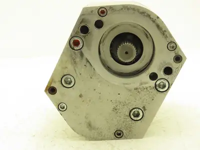Rexroth 0 608 PE1 095 Nutrunner Spindle Gearbox 33:1 Reducer Spline Shaft 2-Bolt