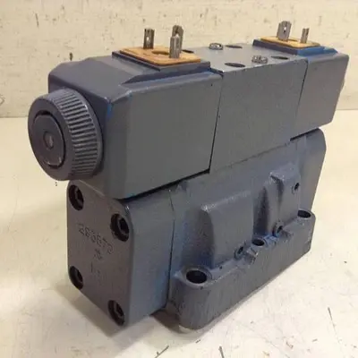USED VICKERS DG4V-3-6C-M-U-HL7-60-B13
