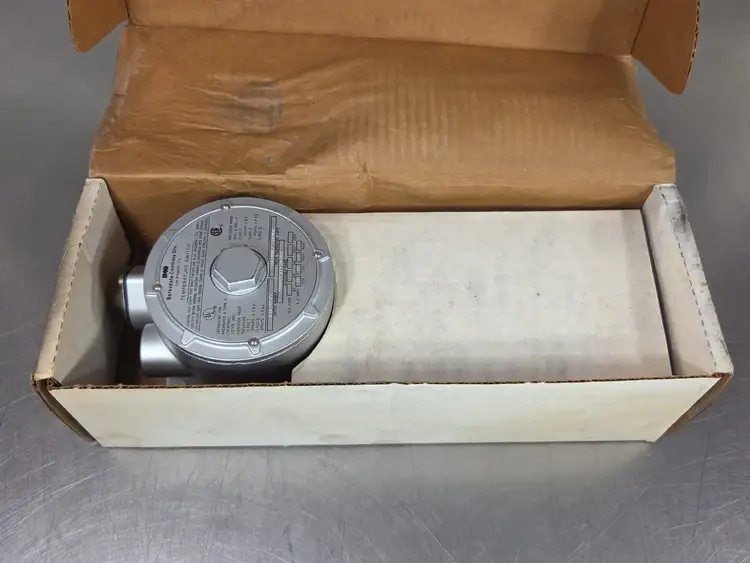 Used Barksdale _UNKNOWN_ PLC Temperature Modules South Carolina US | Palmetto Automation #1543759