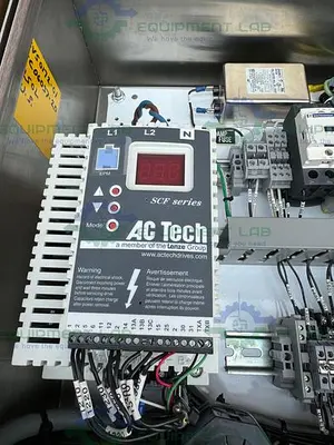 USED LENZE AC TECH SF110S VARIABLE FREQUENCY DRIVE 1 HP W/ ENCLOSURE 16" X 9" X 16"