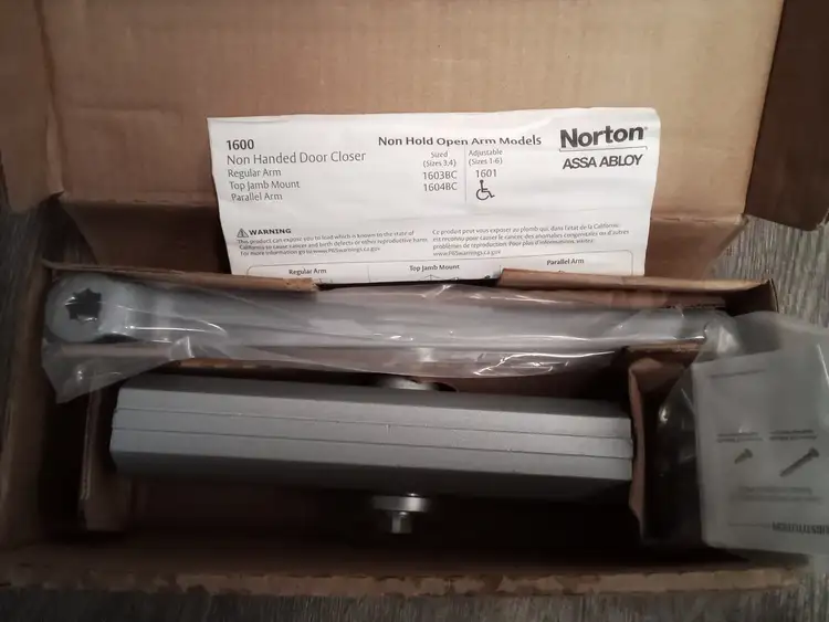Used ASSA ABLOY Norton Assa Abloy 1RM12 Flooring, Windows, and Doors US | Infinity wholesale & Supply LLC #1305803