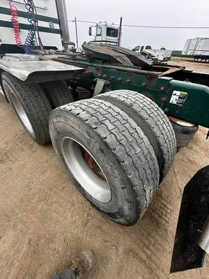 USED 2011 PETERBILT 384