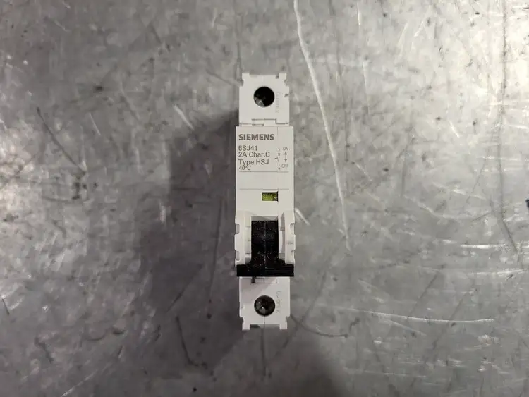 New | in-Stock SIEMENS 5SJ4102-7HG40 Switchgears British Columbia CA | Lenmark #241879